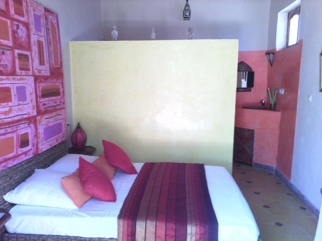 Hotel Dar Pienatcha Zagora Habitación foto